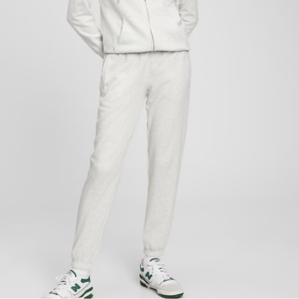 Gap Vintage Soft Classic Joggers sz S (light heather grey)